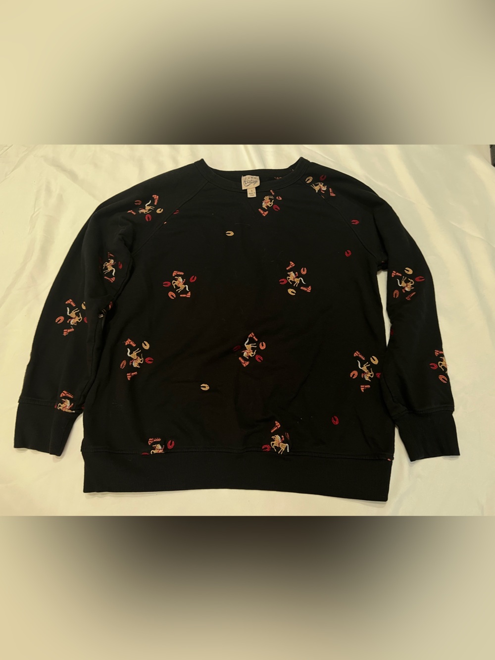 Como Vintage Black Sweatshirt with Multicolor Embroidery